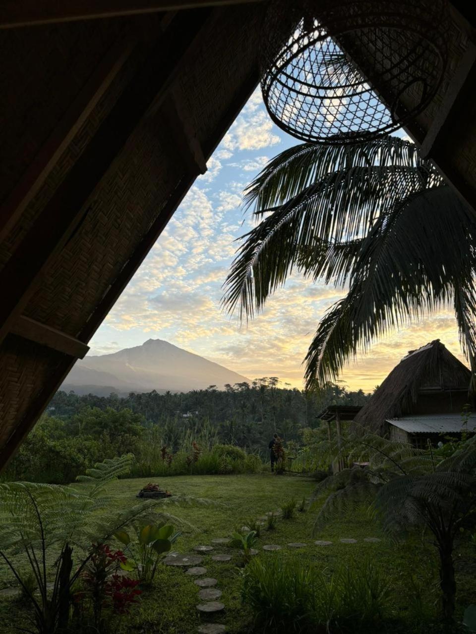 Privatunterkunft Girang Rinjani